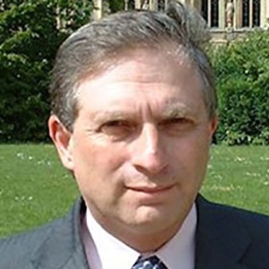 Photo of Lee Scott