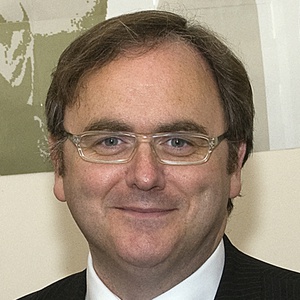 Photo of David Cairns