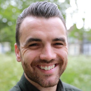 Photo of Bobby Dean