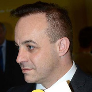 Photo of Stephen Phillips
