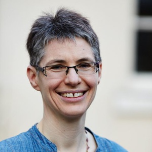 Photo of Bronwen Gray