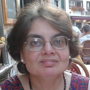 Photo of Julia Gasper