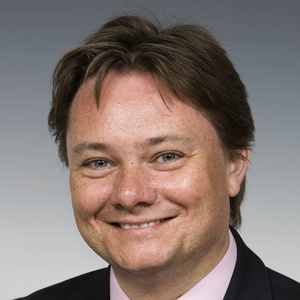 Photo of Iain Wright