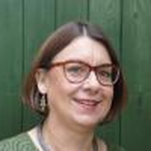 profile photo of Claire Harding